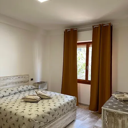Le Pavoncelle Apartment *